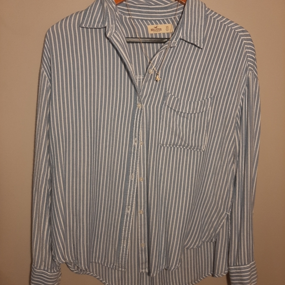 Hollister stripped button down - Picture 7 of 7